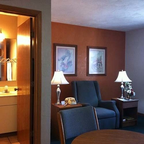 East Street Inn & Suites Tipton 외부 사진
